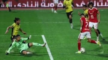 كواليس غرفة الملابس.. لاعبو الأهلي يستعدون لمواجهة البنك الأهلي بالدوري المصري